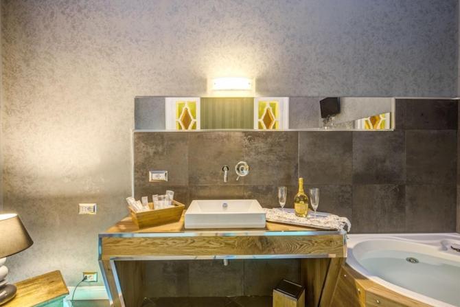 Smart Lux Roma Veneto Hotel Екстериор снимка