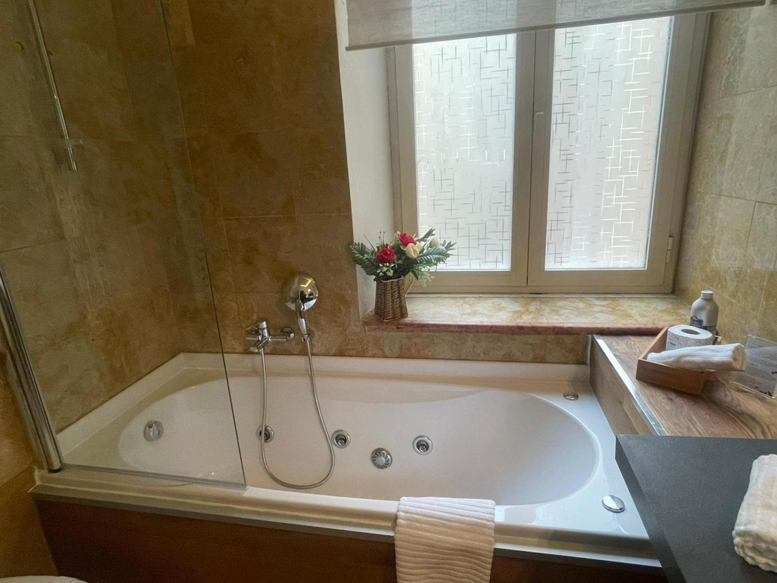 Smart Lux Roma Veneto Hotel Екстериор снимка